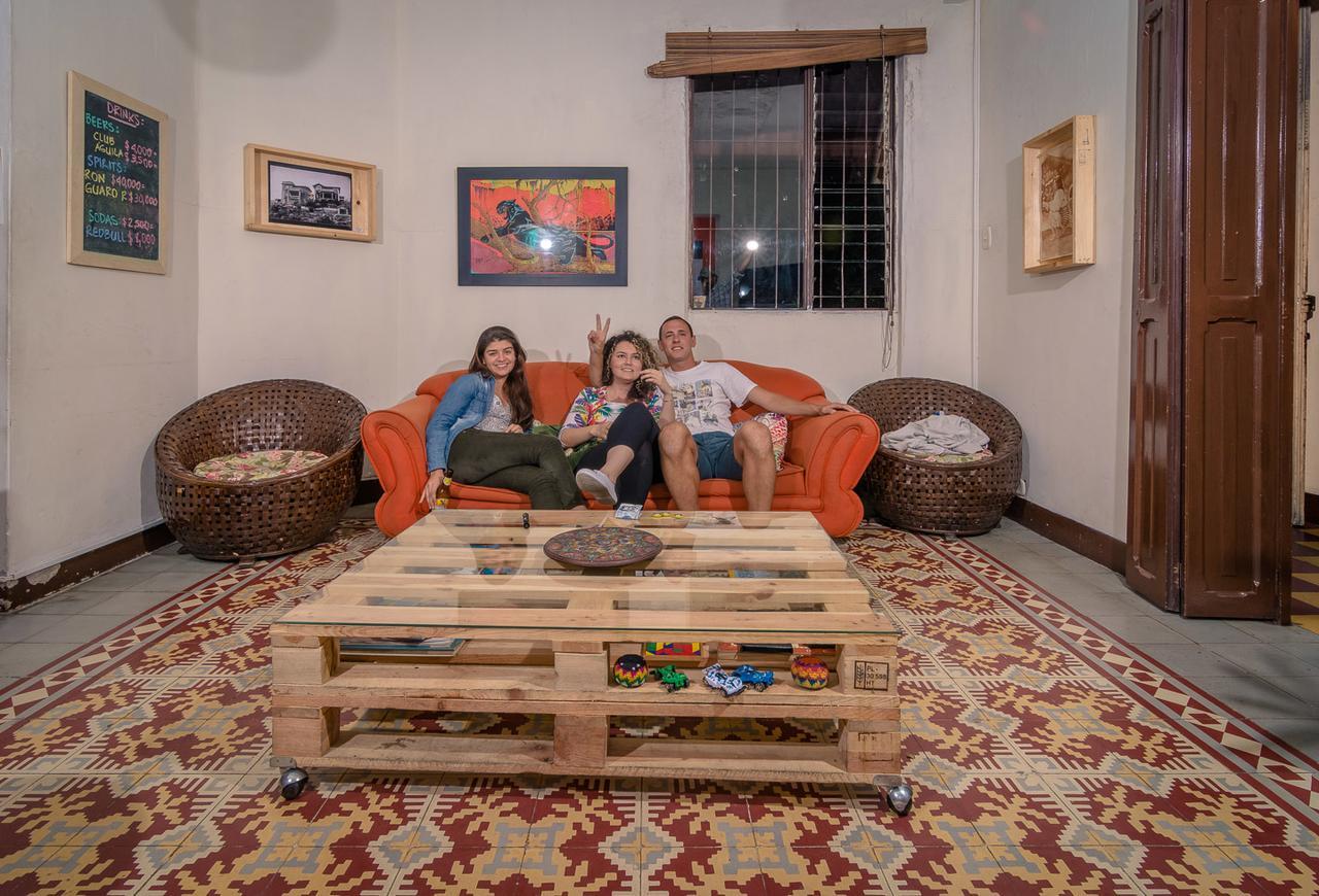 Raiz Hostel Medellín Eksteriør billede