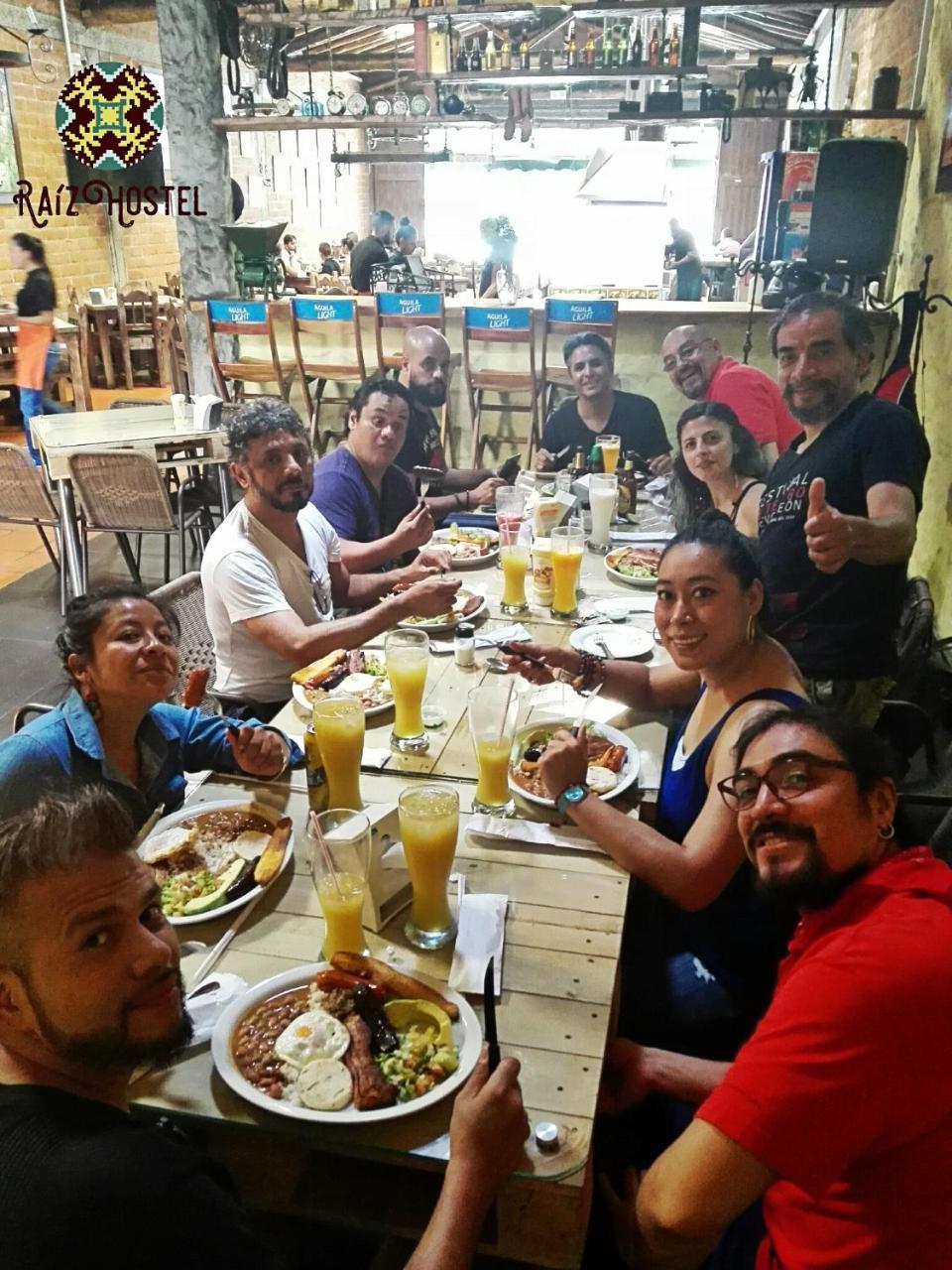 Raiz Hostel Medellín Eksteriør billede