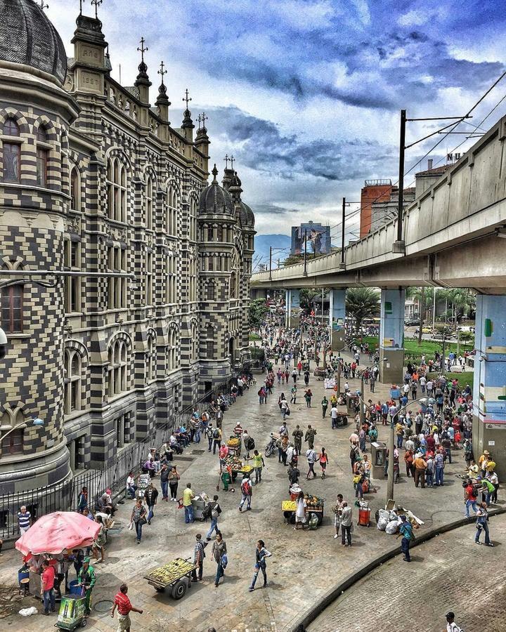 Raiz Hostel Medellín Eksteriør billede